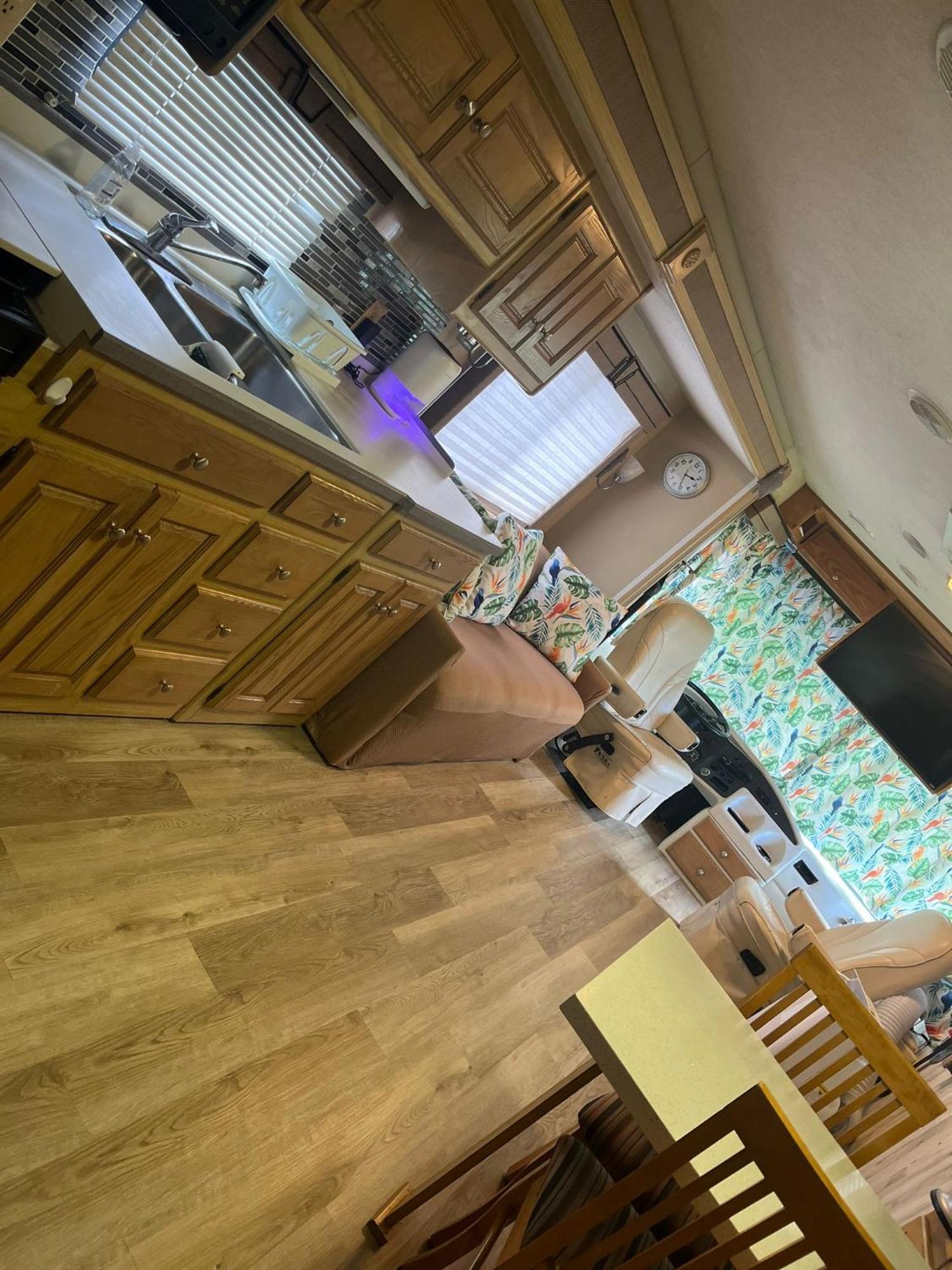 Remodeled And Comfortable Rv - Free Parking Miami Dış mekan fotoğraf